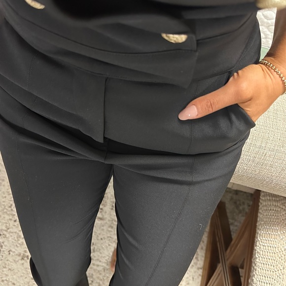 New✨Gorgeous Tuxedo jumpsuit - Picture 5 of 7